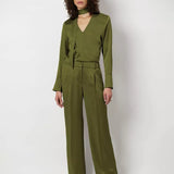 Dante6 - Niyra Creased V-Neck Top Fern green